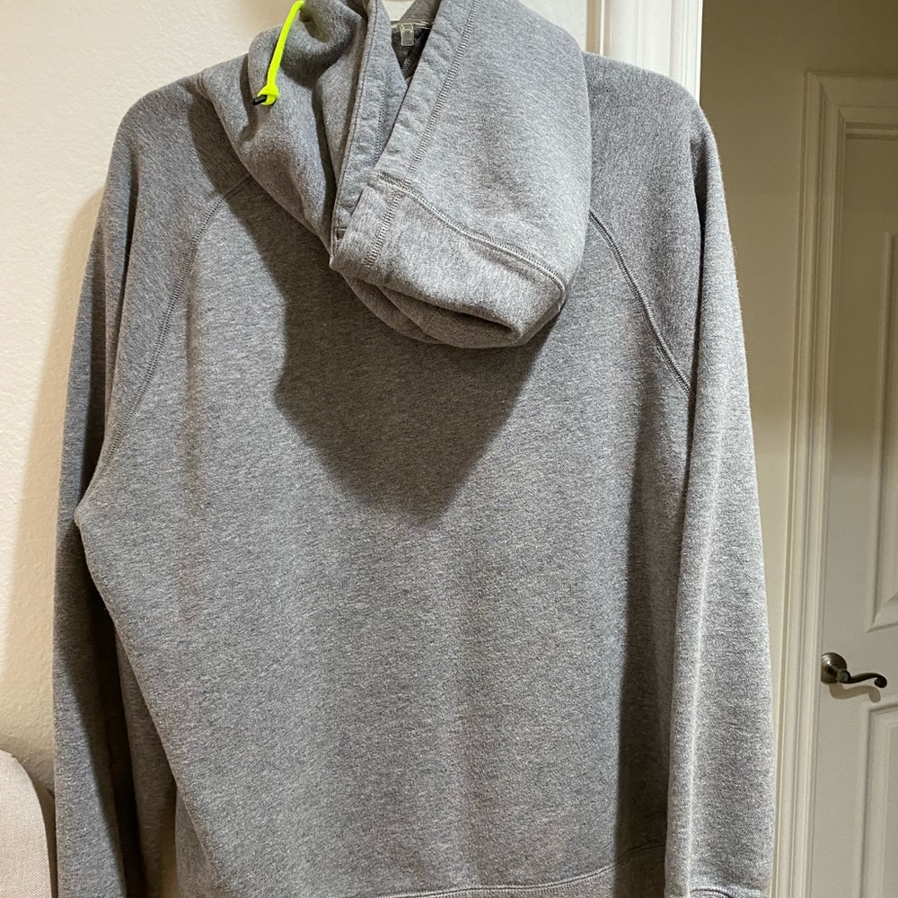 Nike men’s hoodie